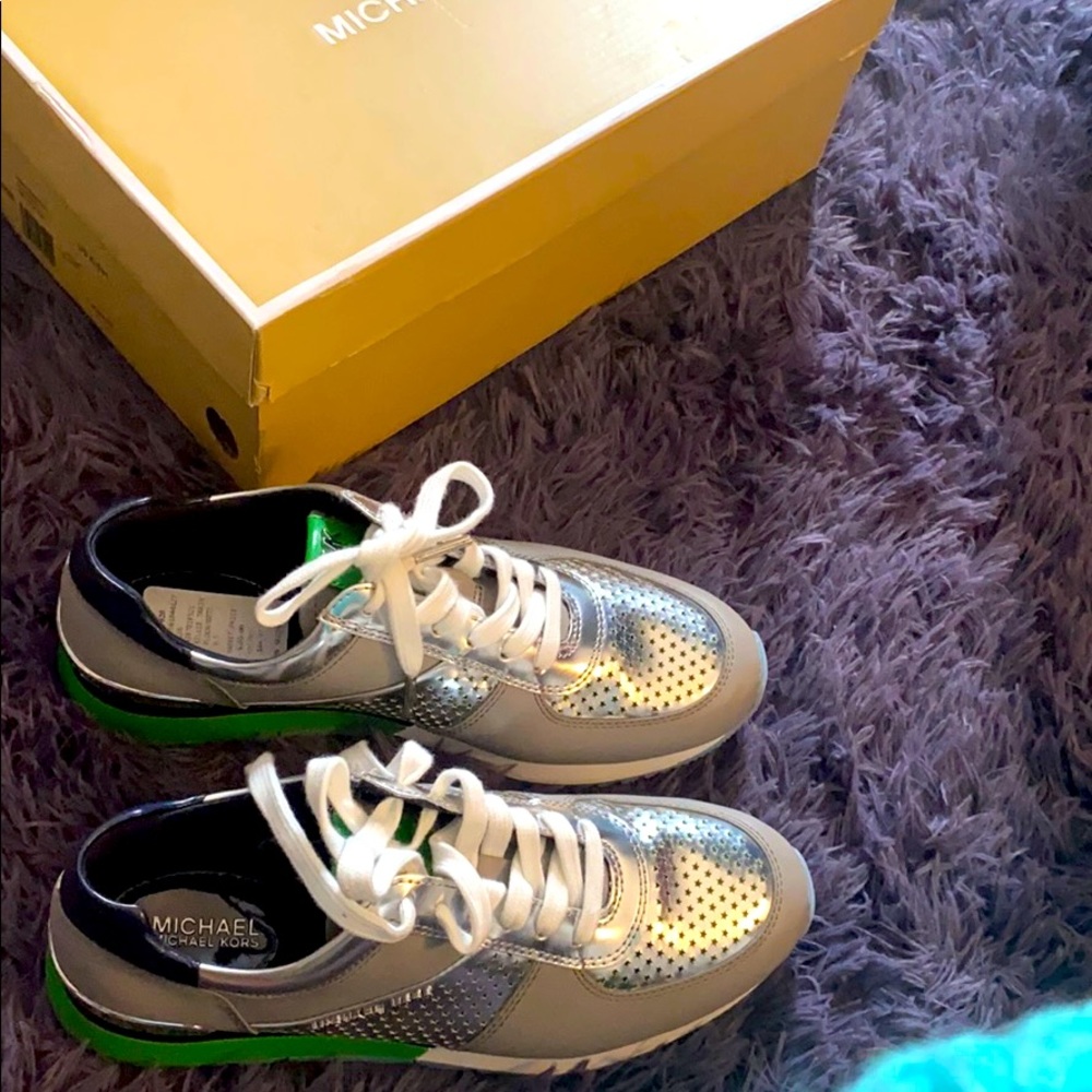 Size 6.5 Michael Kors sneakers